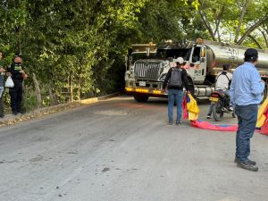 Levantado bloqueo hacia el relleno sanitario Los Ángeles